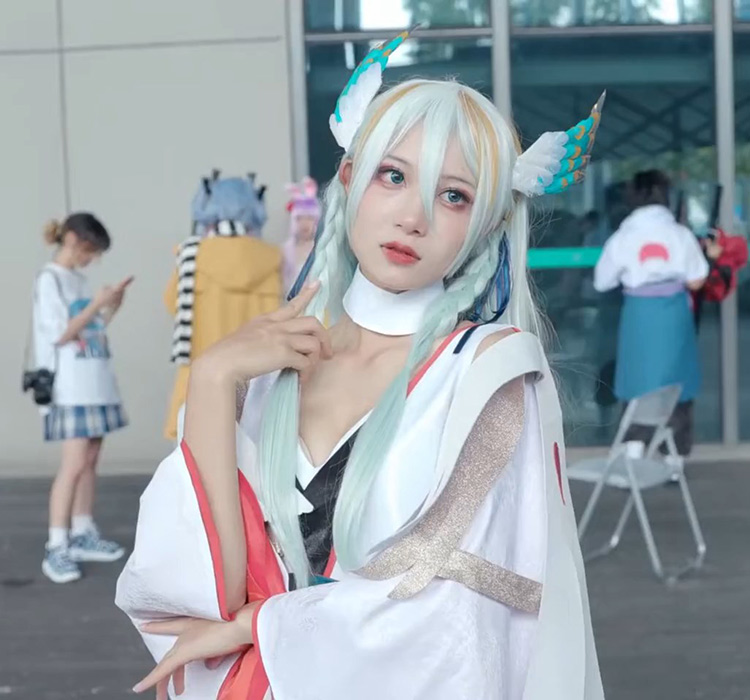 Teen Trung Quốc cosplay theo nhân vật anime Nhật Bản